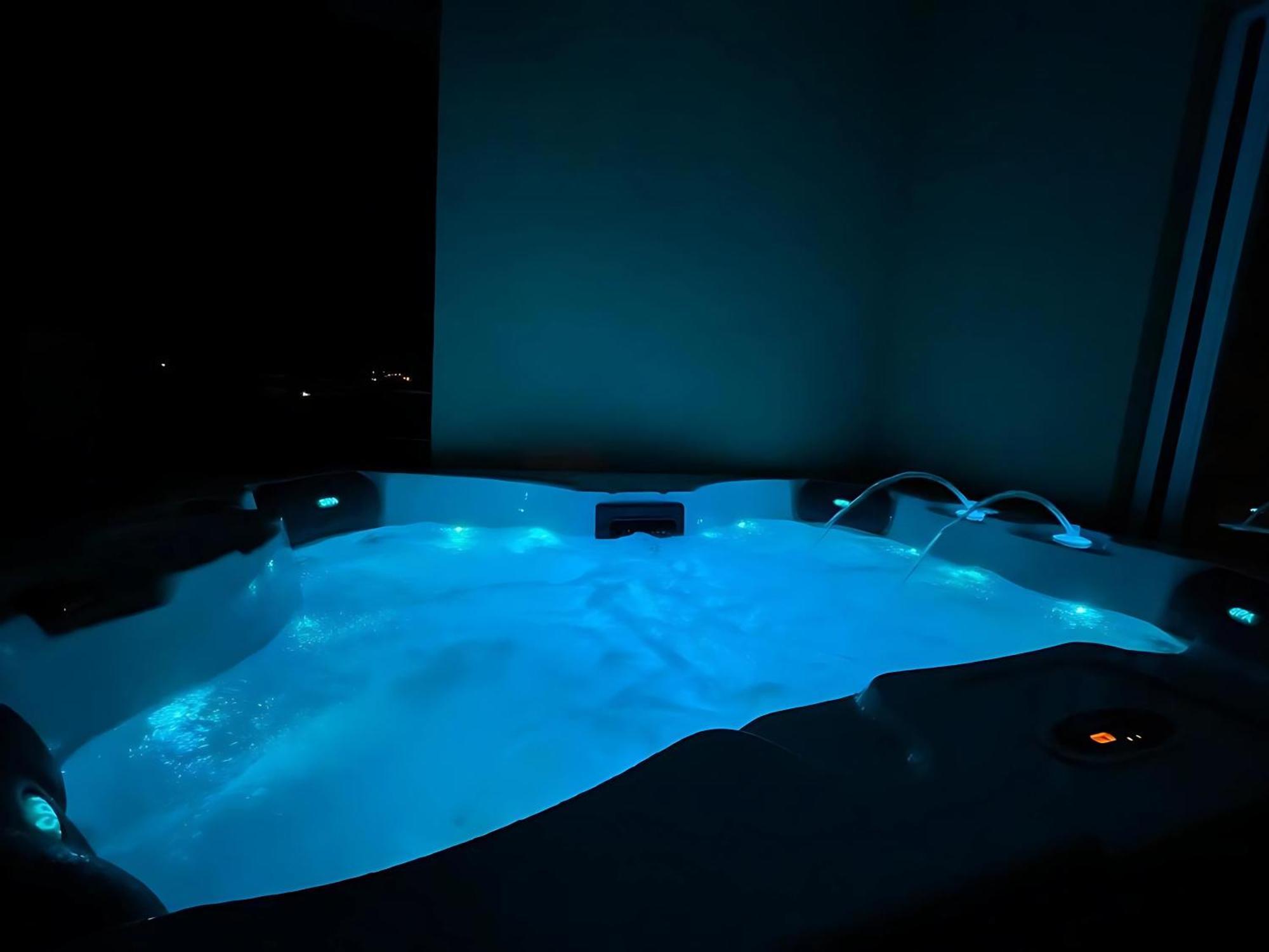 Villa Andrijana - Exclusively Yours - Family Getaway With Private Pool Kaštela Kültér fotó
