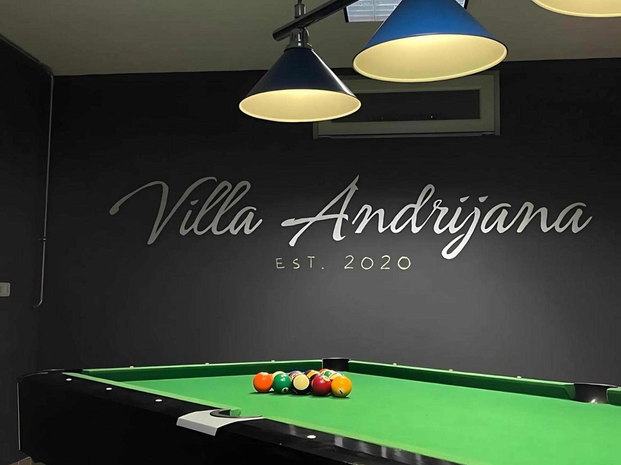 Villa Andrijana - Exclusively Yours - Family Getaway With Private Pool Kaštela Kültér fotó