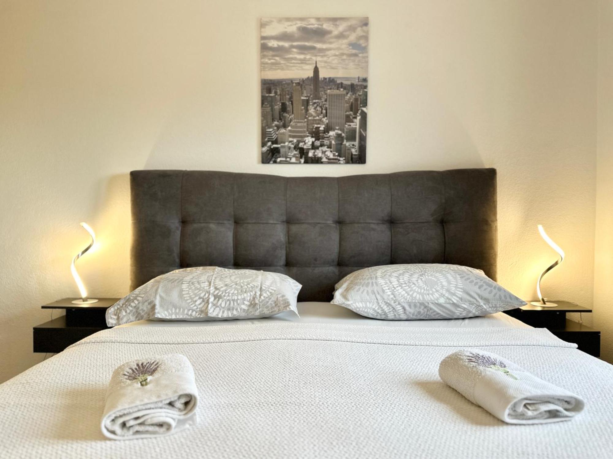 Villa Andrijana - Exclusively Yours - Family Getaway With Private Pool Kaštela Kültér fotó