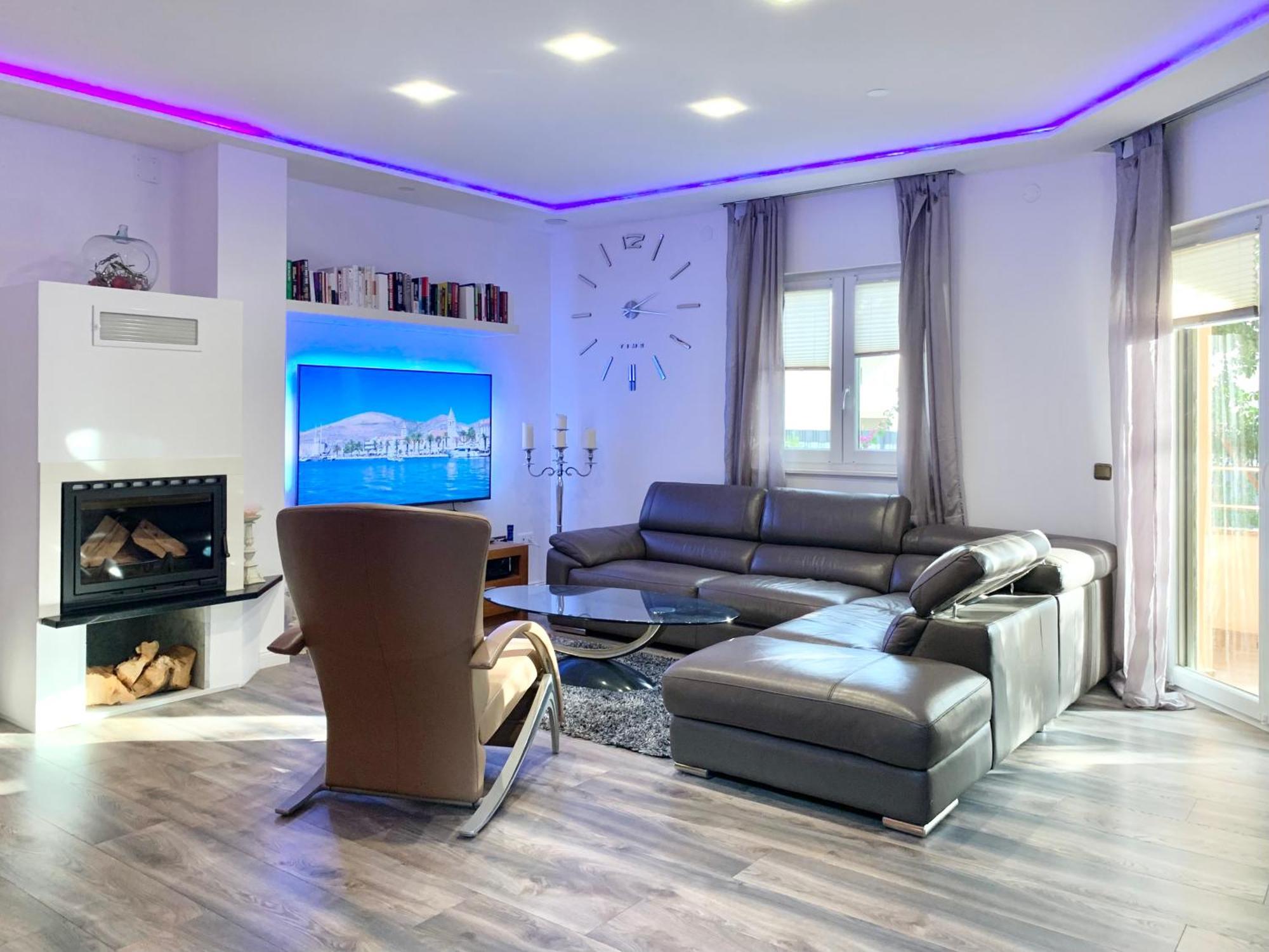 Villa Andrijana - Exclusively Yours - Family Getaway With Private Pool Kaštela Kültér fotó